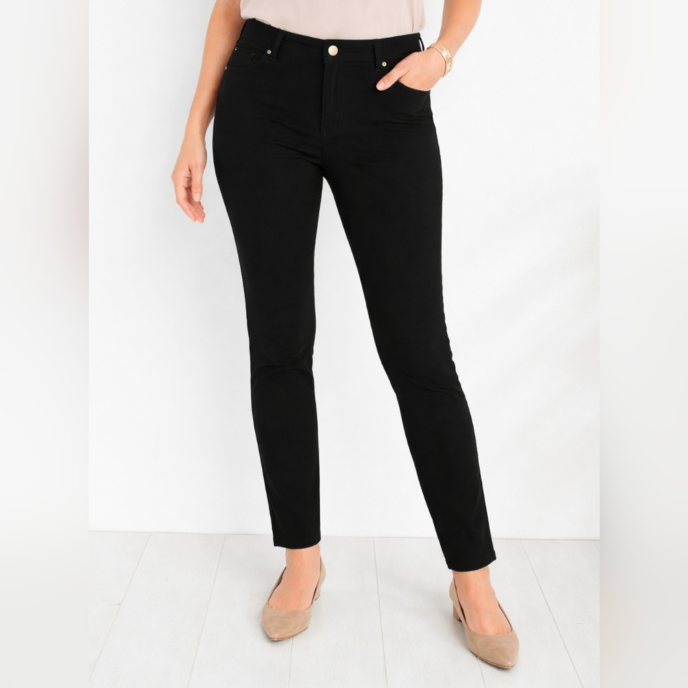 NWT Chico's So Slimming Black Jegging with Gold Hardware Size 3 (US 16-18)
